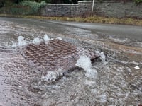 
WATCH: Overflowing drain causes flooding chaos on the Old Hereford Rd