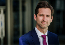 Smartphones linked to rising school exclusions