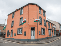Blaenavon's famous Lion Hotel goes under the hammer 
