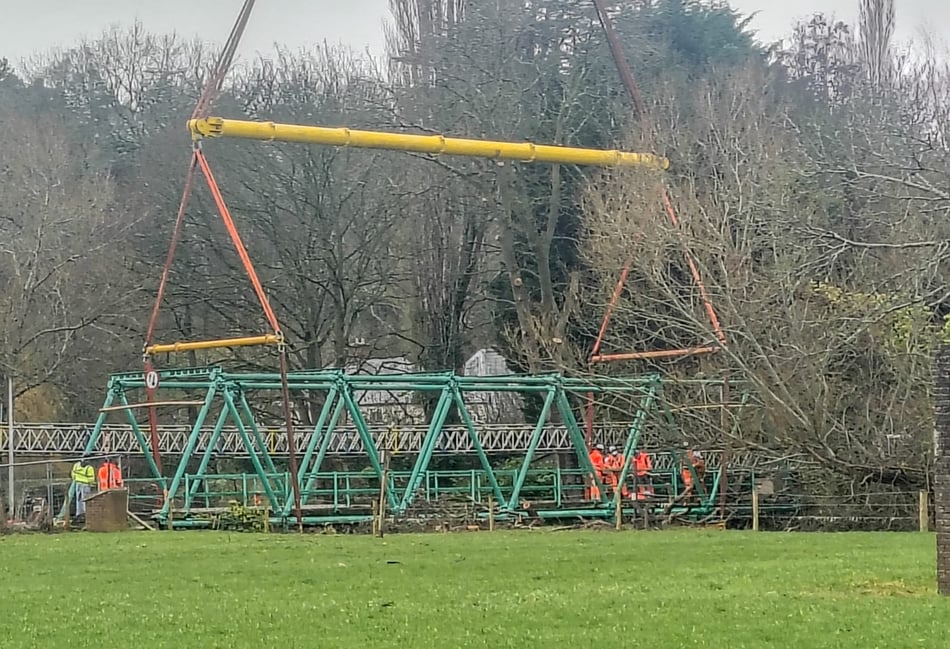 Operation to remove bridge goes ahead