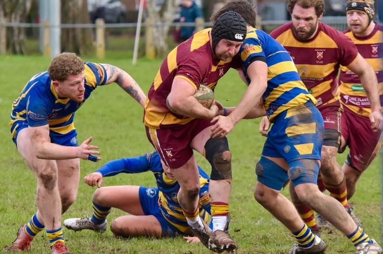 Abergavenny RFC hosted Monmouth on Saturday, but the game was abandoned by the referee after a second half bust-up 