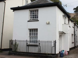 Planning row over Grade II listed Usk stables resolved