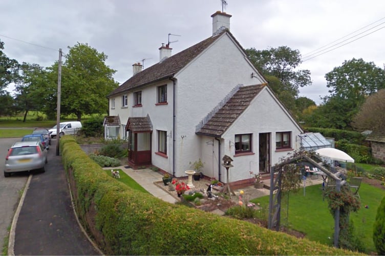 Bersondy cul-de-sac entrance Llanarth