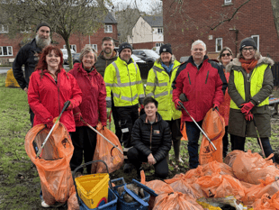 MP joins litter pick after persistent issues on Abergavenny estate