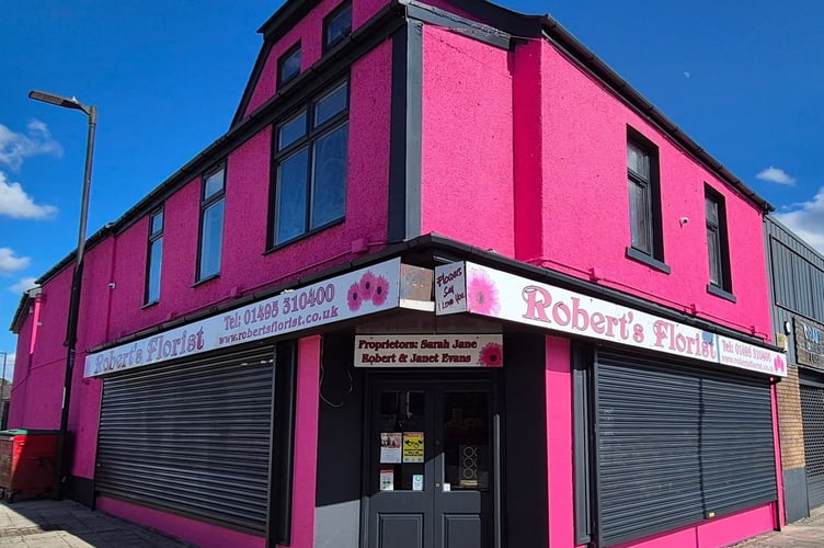Robert's florist Brynmawr