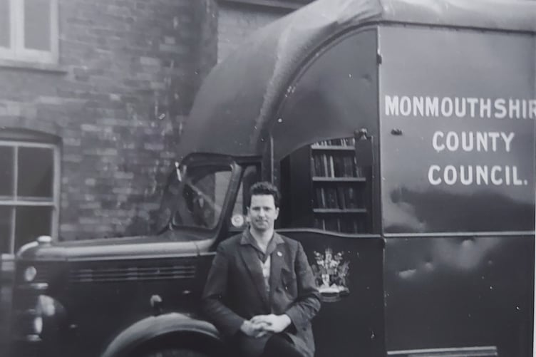 Reg with the mobile library