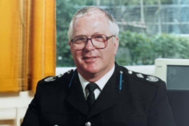 Reg as Acting Chief Ambulance Officer 1991 -1993