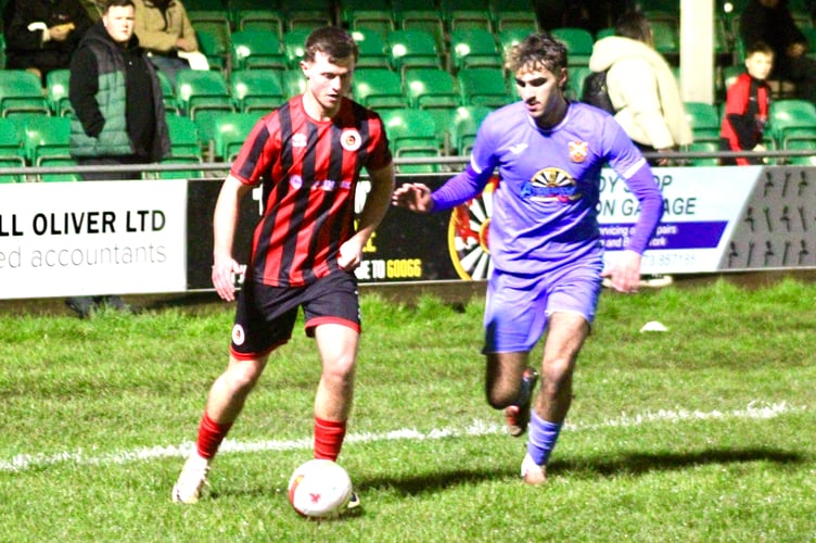 Goytre kept up their title bid with a 2-0 win over the Pennies at Pen-Y-Pound