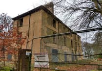 Historic mansion's collapse fears escalate
