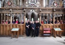 Litanies to Light and Love thanks to local singers