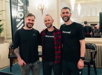 
Sell-out crowd welcomes ultra runner Damian Hall to Abergavenny
