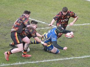 Brynmawr maul Monmouth in error strewn match
