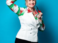 Welsh musical comedy tours with Emily Davis