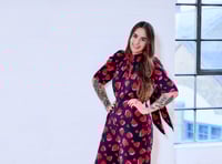 
 
Runner loses the equivalent of nine bags of sugar in weight! 