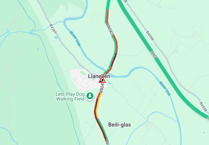 Major delays on A4042 as traffic light failure leaves motorists stuck