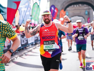 Woody finishes London marathon for charity