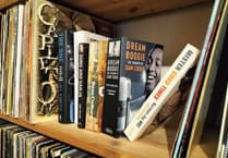 Reading books on rise for 30-somethings, but libraries "not cool" for kids