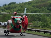 Organisers of abandoned cycling race praise Wales Air Ambulance