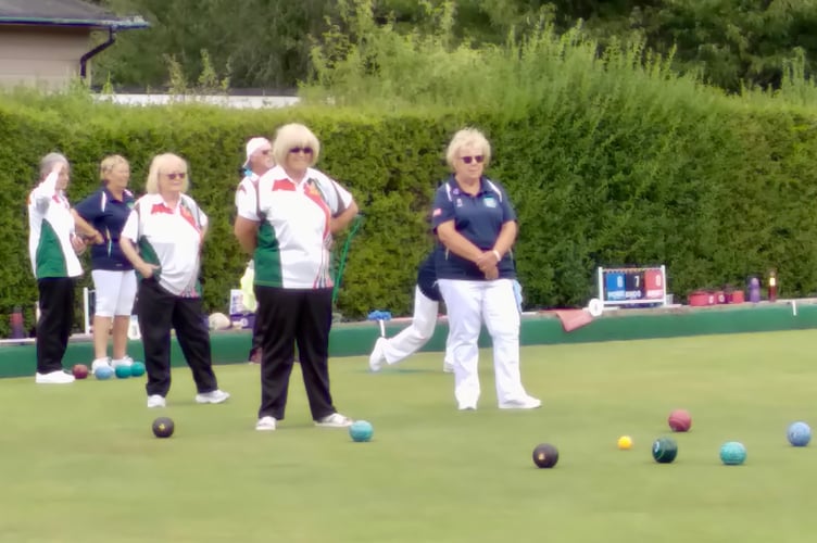 Gilwern ladies beat Blaina