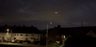 
WATCH: Are these aliens circling above Abergavenny or something else?