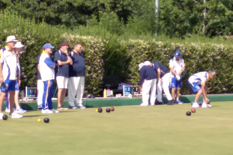Gilwern lost out to Caerleon despite winning on two rinks