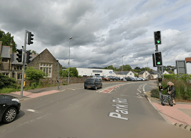 Police incident closes main route through Abergavenny