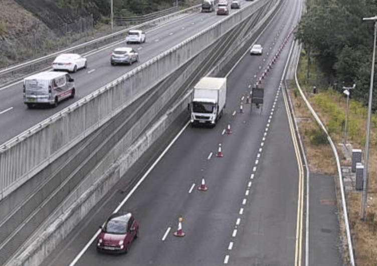 A465 lane closure Brynmawr