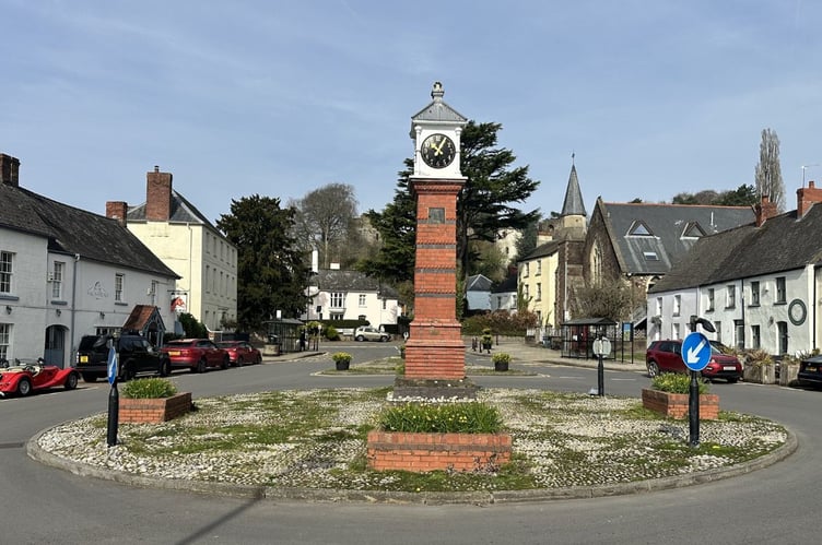 Twyn Square, usk