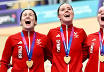 Lowri Thomas shines in Wales' gold win