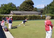 West End girls pip Gilwern in final ladies game