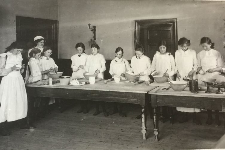 Cantref School