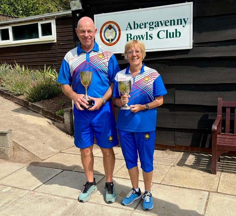 Tom Cobb won the Mixed Pairs, Handicap and Men's Singles, while Mary Evans won the Ladies Pairs, 7 up and Ladies Singles.