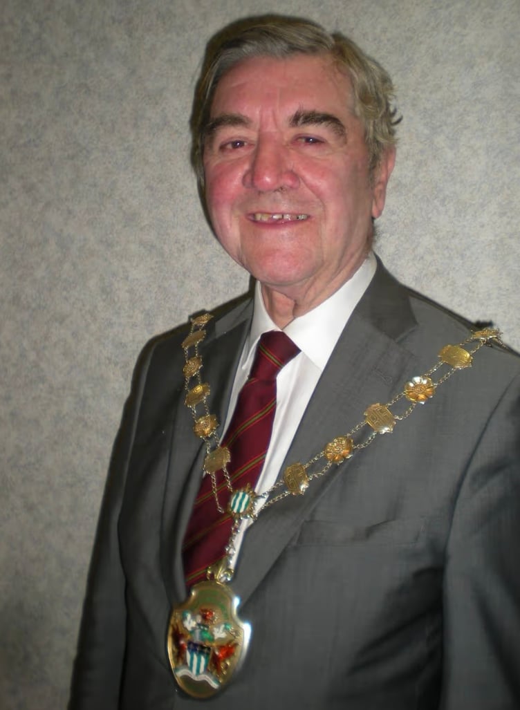 Cllr Barrie Sutton