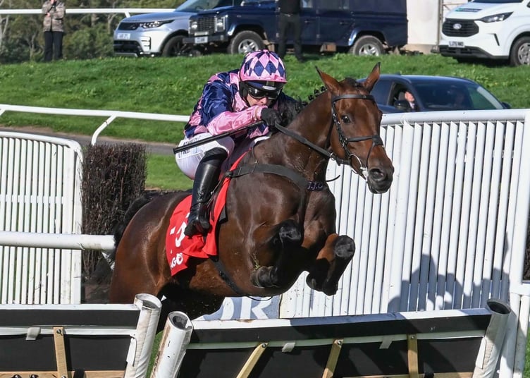 Pioneer Pete leaps to glory